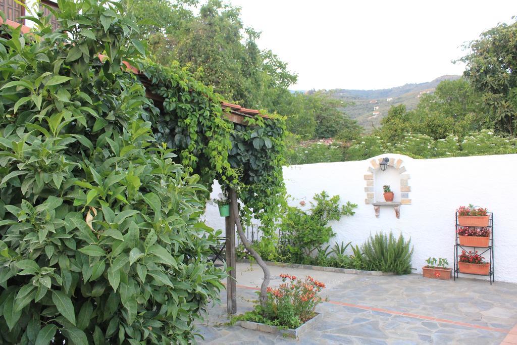 Seranides Boutique Hotel Kato Gatzea Exterior photo
