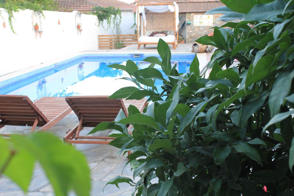 Seranides Boutique Hotel Kato Gatzea Exterior photo