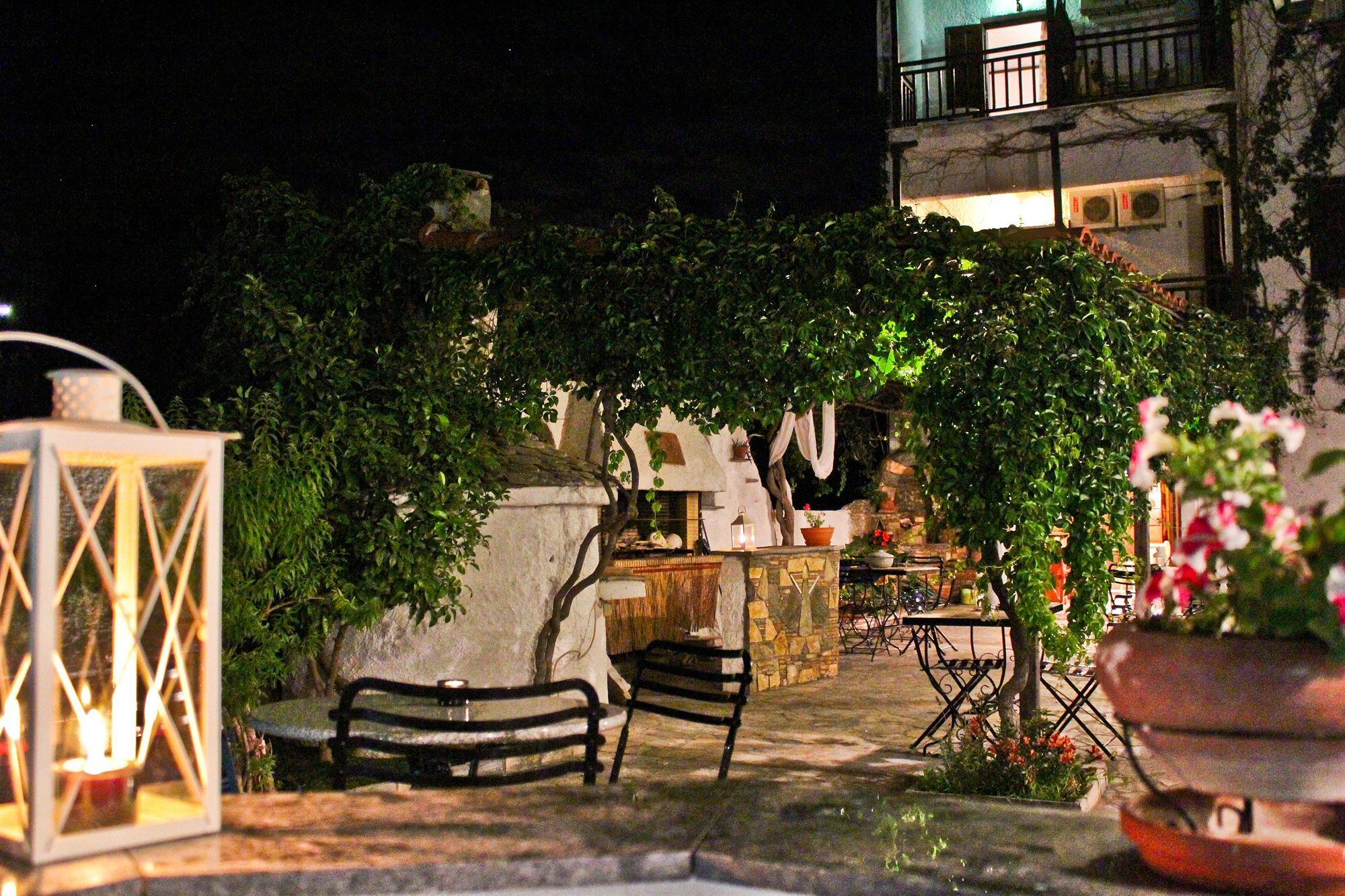 Seranides Boutique Hotel Kato Gatzea Exterior photo